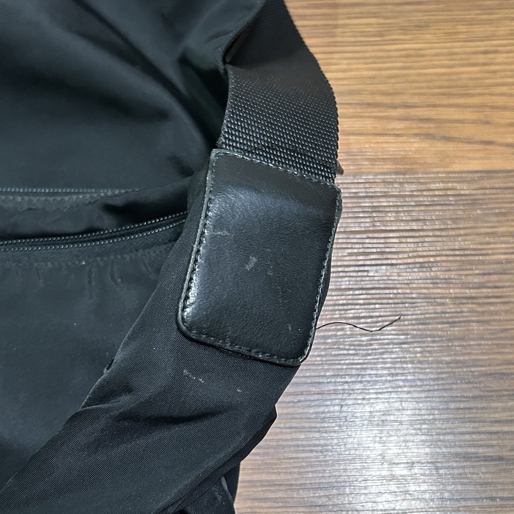 Prada vela black nylon messenger bag purse crossbody designer luxury Read - Picture 14 of 16